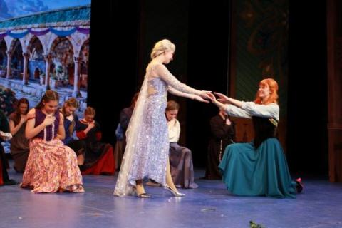 Elsa and Anna Reunion
