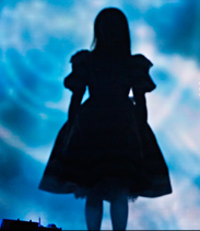 Courtesy of the official website of WONDERLAND THE MUSICAL